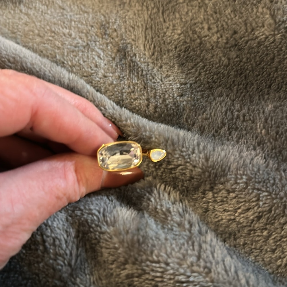 Festive statement ring - Picture 4 of 4